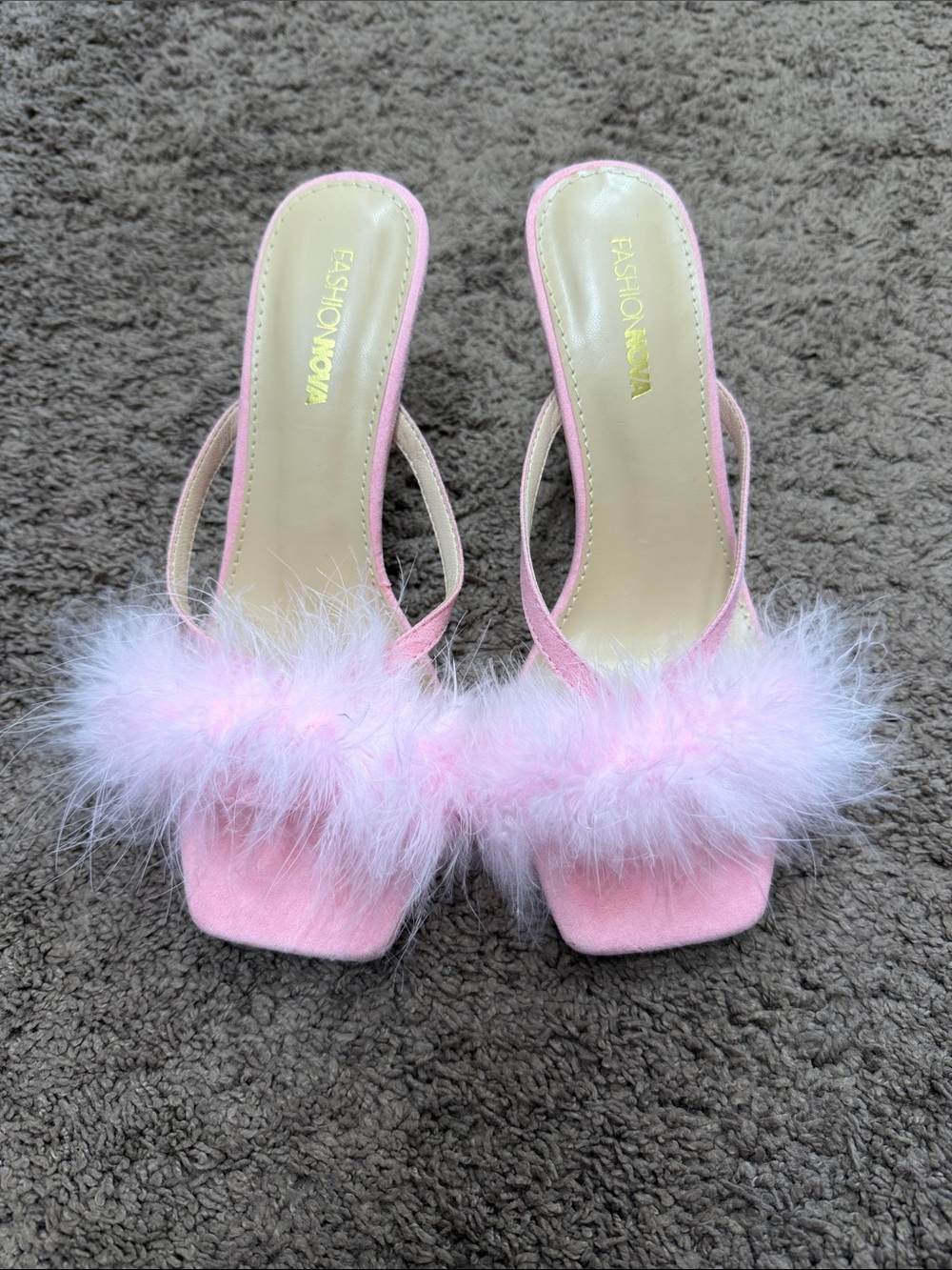 Fashion Nova Pink Feather heels for Women
